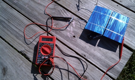 Testing Solar Cell Voltage